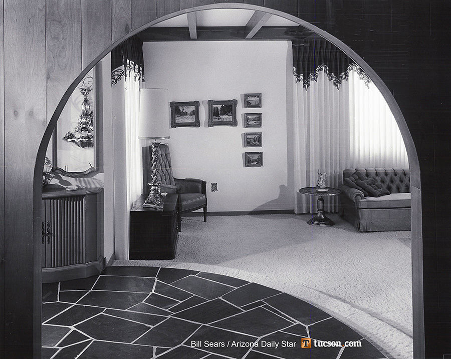 1965 ÃÛèÖÖ±²¥ home photos: House oriented to climate and Southwest